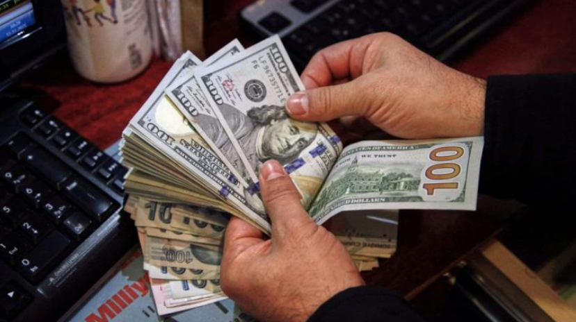Dollar Rate in Pakistan Continues to Fall as Rupee Posts Gain for 11th Straight Day